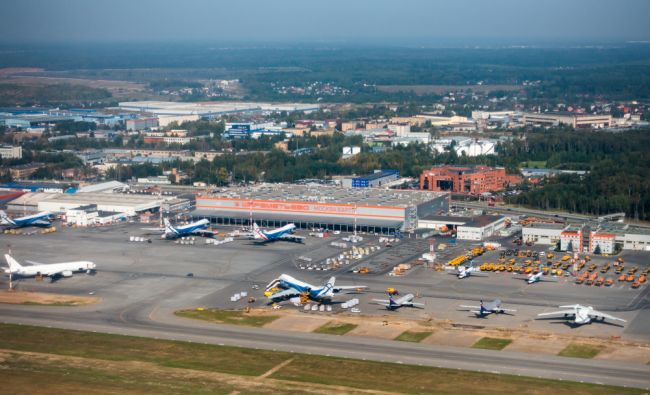 烏克蘭的無人機襲擊擾亂了俄羅斯的空中交通，導致臨時停飛